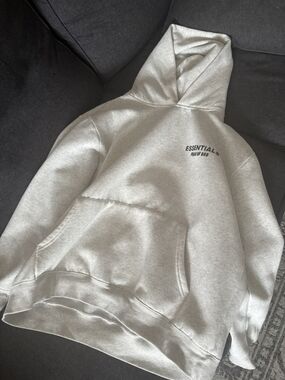 Lite Oatmeal Essentials Hoodie Fear Of God